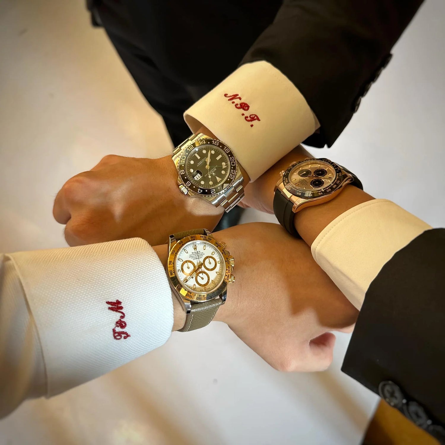 STRAPS BY BRAND